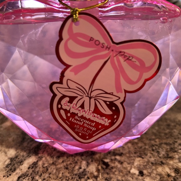 Posh+ Pop Strawberry Scented Pink Heart-Shaped Hand Soap 16.9oz refillable - Picture 2 of 5